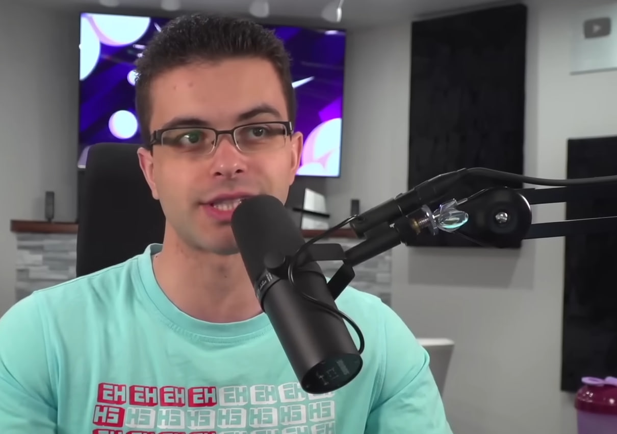 Shure SM7B on Nick Eh 30's desk — from setup review